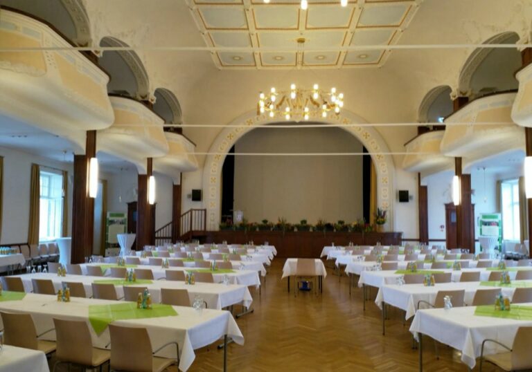 saal2021 3 960 Wohnungs- und Verwaltungsgesellschaft Nossen mbH